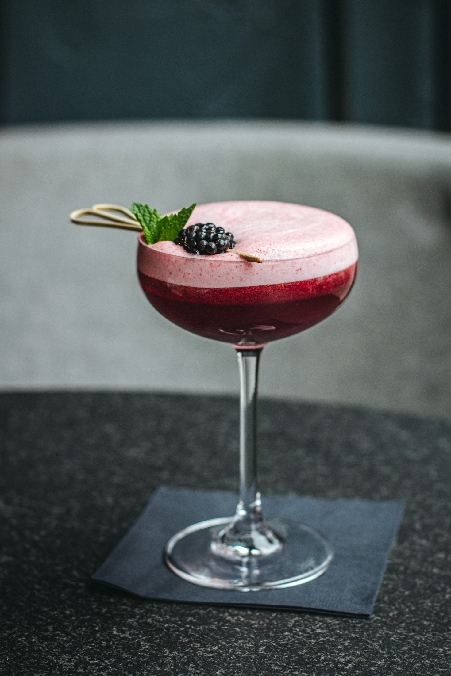 Dicas de Bartender para Impressionar Seus Convidados